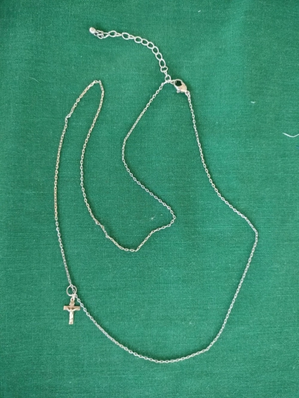 Cross Pendant Necklace Chain 14KT HFP. Religious 28" Length
Crucifix Cross